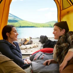 Woods Expedition Banff Lightweight Insulated Cold Weather Mummy Sleeping Bag W/ Compression Sack, -12°C -OutfitPro Shop woods cascade 4 person tent abf6549a 9c89 4ce7 a0a7 d741326f43f4